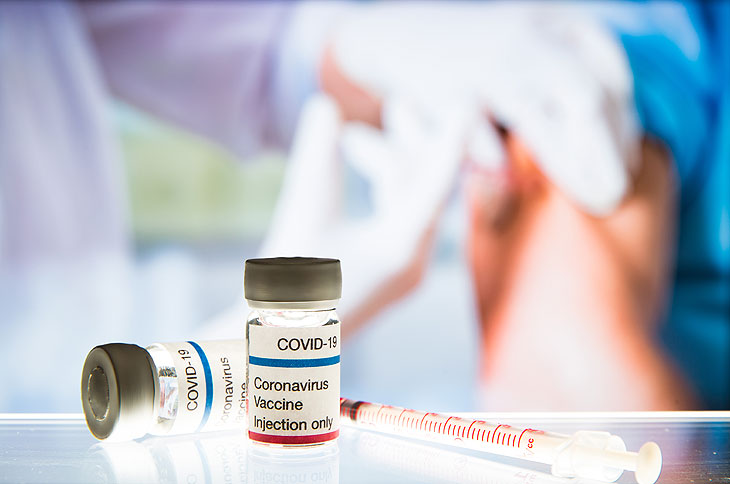 Ansteckung mit Corona: Sicherheitsgefühl in der Bevölkerung leicht gestiegen: Knapp die Hälfte der Befragten denkt, dass sie sich vor einer Infektion schützen kann (©Foto: iStock Sasha_Suzi)